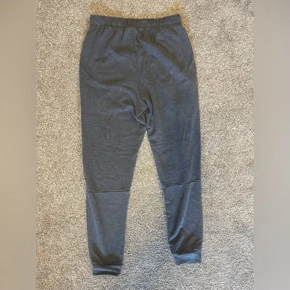 Men’s Nike Dri-Fit Gray Sweatpants - Picture 2 of 5